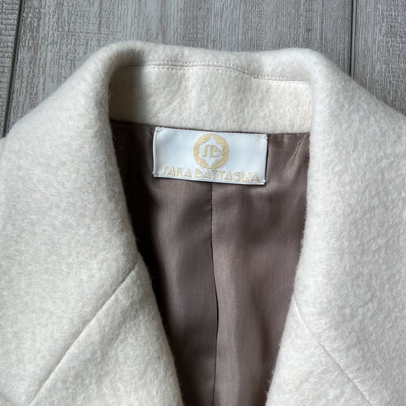 Sara Battaglia Cream Wool Blazer Wrap - Picture 2 of 5